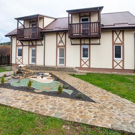Котедж "Під Горбком" Korchin 外观 照片